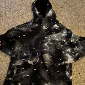 Nike Dri fit hoodie Boys size Medium